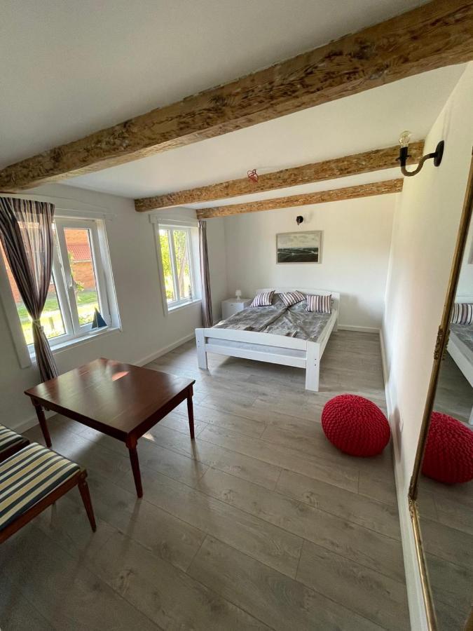 Rusnes Pakalnes Apartamentai ภายนอก รูปภาพ