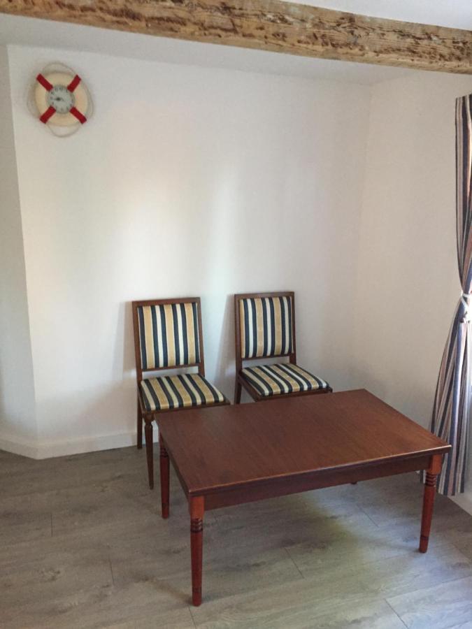Rusnes Pakalnes Apartamentai ภายนอก รูปภาพ