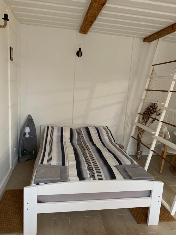 Rusnes Pakalnes Apartamentai ภายนอก รูปภาพ